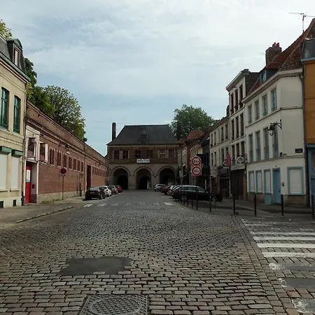 Ibis Budget Lille Gares Vieux-Lille فندق 2*